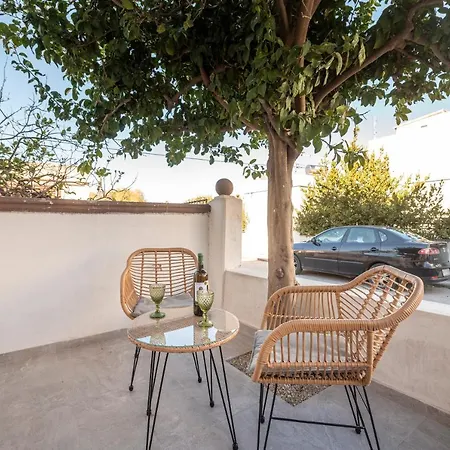 Irene's Sunny Appartement